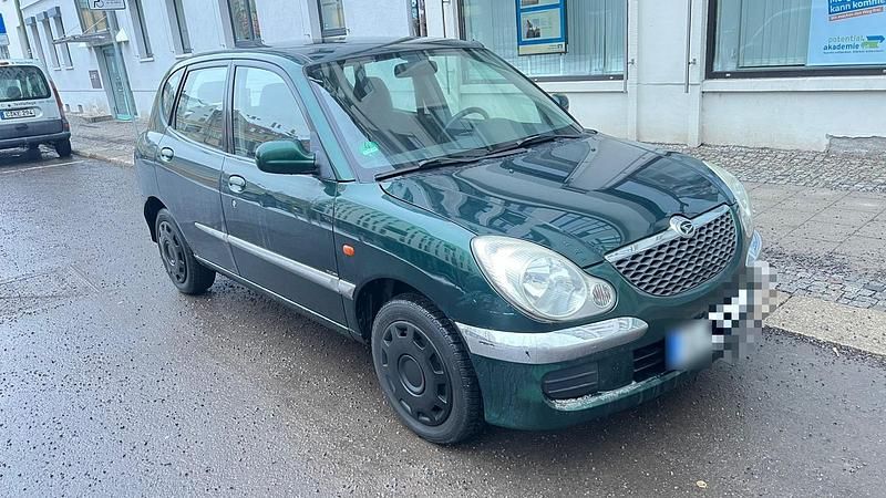 Gebraucht Daihatsu Sirion 58 PS (42 kW) 2003 Grün Kleinwagen