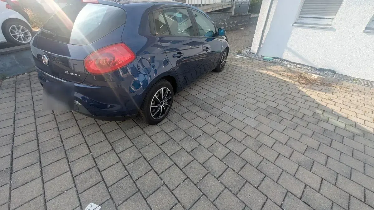 Gebraucht Fiat Bravo 90 PS (66 kW) 2009 Blau Kleinwagen