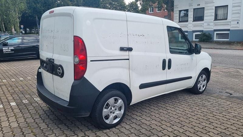 Gebraucht Opel Combo 90 PS (66 kW) 2017 Weiß Van / Kleinbus