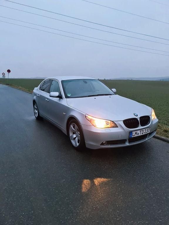 Gebraucht BMW 525 192 PS (141 kW) 2004 Silber Limousine