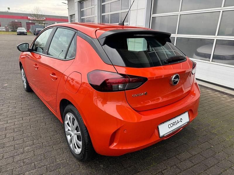 Gebraucht Opel Corsa-e Edition 100 kW (136 PS) 2022 Orange Kleinwagen