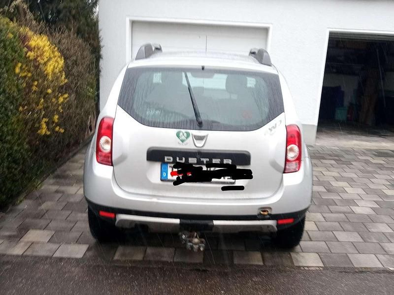 Gebraucht Dacia Duster 110 PS (80 kW) 2012 Silber SUV
