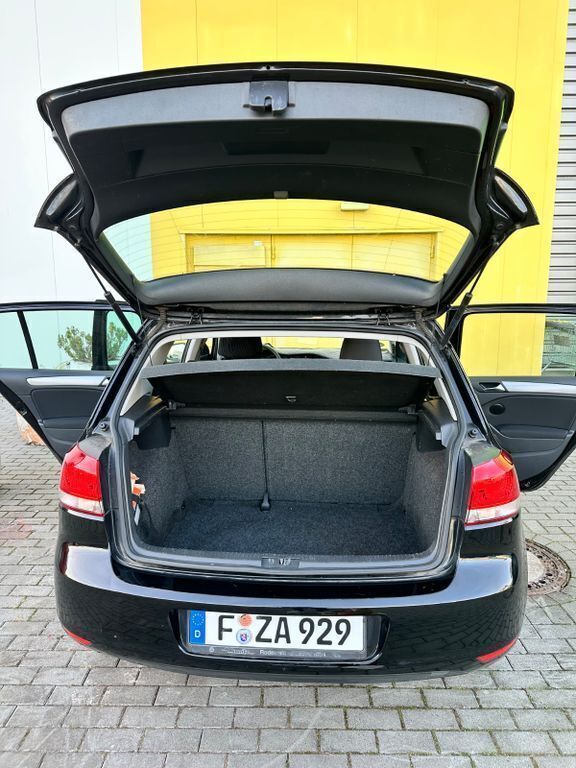 Schwarz Gebraucht 2009 VW Golf VI Trendline Kombi | 3.999 € (Fairer Preis) - Bild 1/4