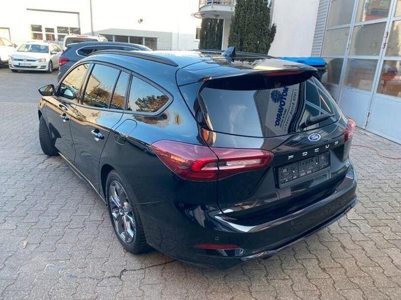 Gebraucht Ford Focus ST-Line 125 PS (91 kW) 2024 Schwarz Kombi