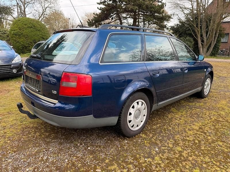 Usata Audi A6 125 CV (91 kW) 1999 Blu Station wagon