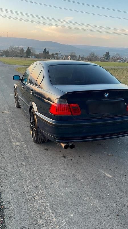 Gebraucht BMW 316 105 PS (77 kW) 2000 Blau Limousine