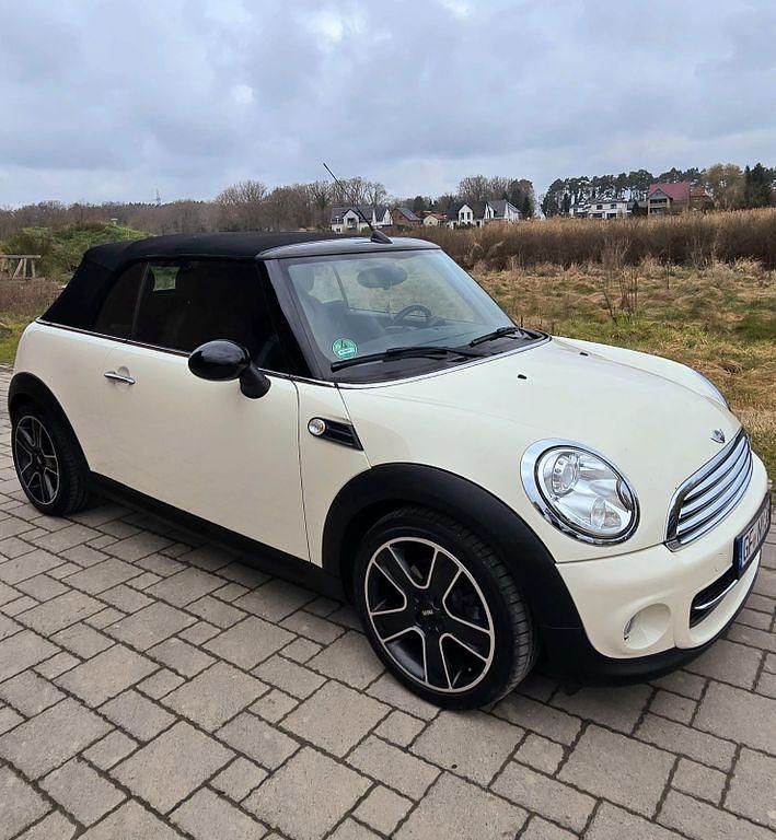 Gebraucht Mini Cooper 122 PS (89 kW) 2012 Weiß Kleinwagen
