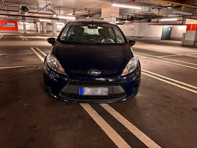 Gebraucht Ford Fiesta 60 PS (44 kW) 2009 Blau Kleinwagen