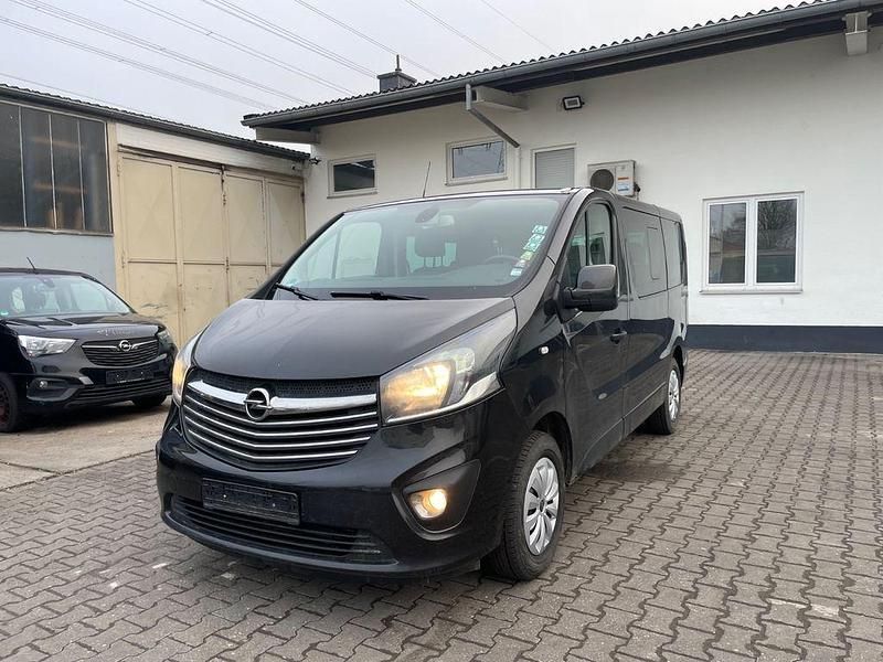 Gebraucht Opel Vivaro 145 PS (106 kW) 2018 Schwarz Van / Kleinbus