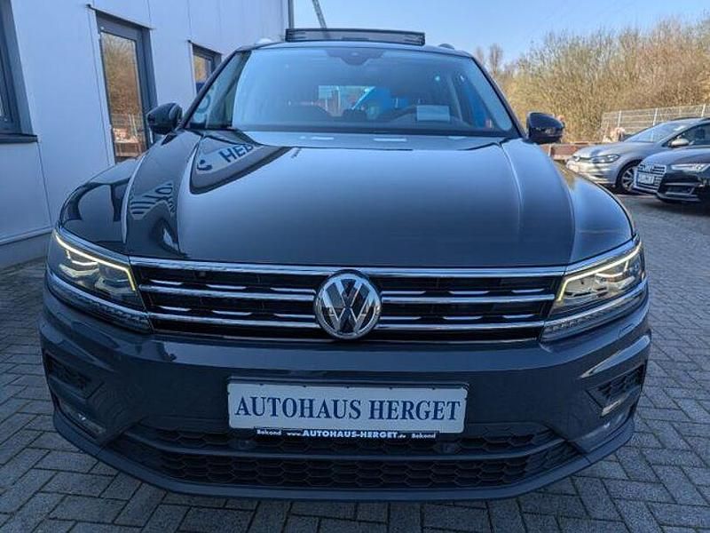 Gebraucht VW Tiguan Sound 150 PS (110 kW) 2017 Uranograu SUV