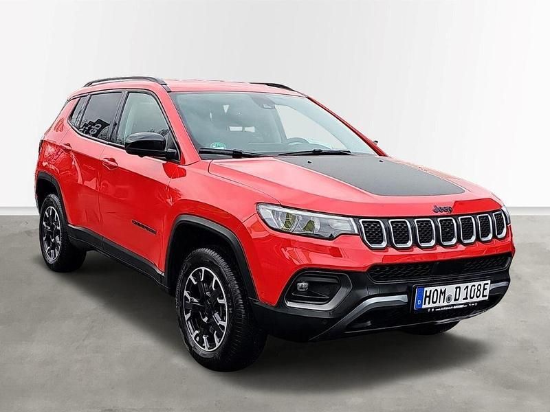 Gebraucht Jeep Compass 241 PS (177 kW) 2023 Vr176) (rot SUV
