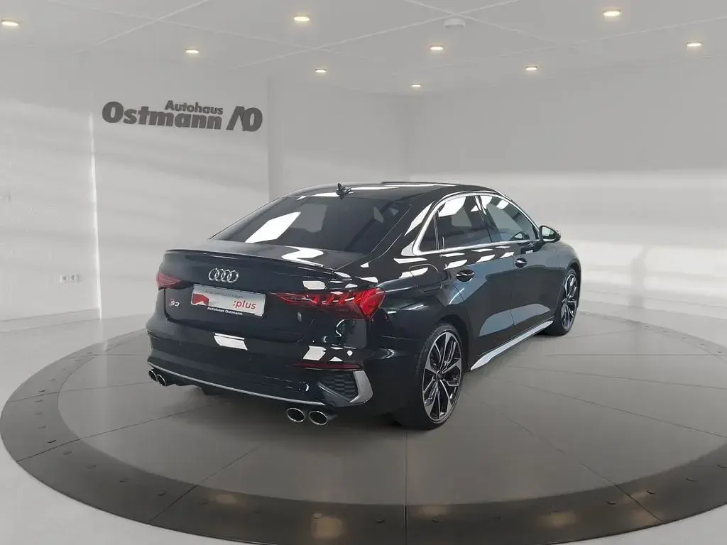 Gebraucht Audi S3 Ambiente 310 PS (228 kW) 2023 Schwarz Limousine