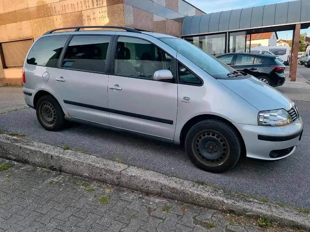 Używany Seat Alhambra 150 KM (110 kW) 2007 Srebrny Minivan