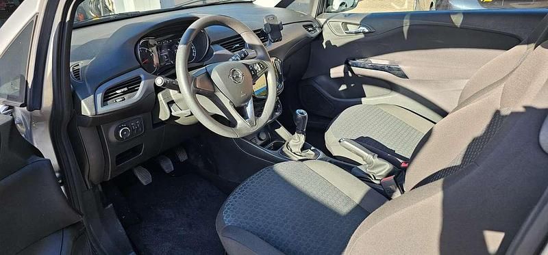 Gebraucht Opel Corsa Innovation 90 PS (66 kW) 2015 Lichtsilber Kleinwagen