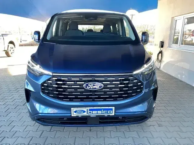 Gebraucht Ford Tourneo Custom Titanium 150 PS (110 kW) 2025 Blau Van