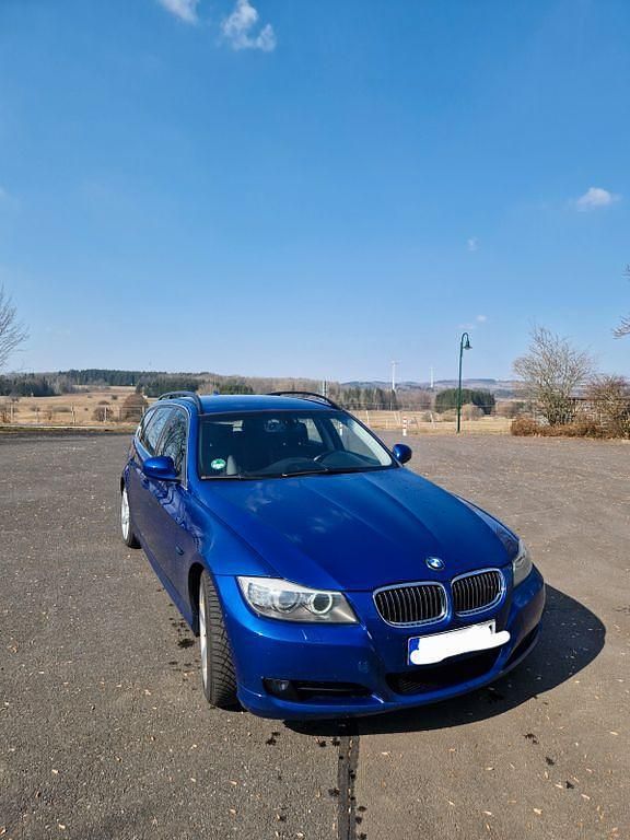 Gebraucht BMW 325 Performance 197 PS (144 kW) 2008 Blau Kombi