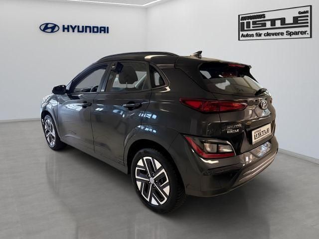 Gebraucht Hyundai Kona Select 100 kW (136 PS) 2022 Grau SUV