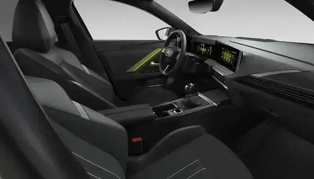 Usata Opel Astra 2025 Grigio Utilitaria