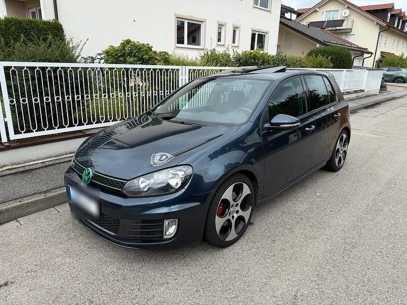 Blau Gebraucht 2010 VW Golf VI GTI Limousine | 6.800 € (Fairer Preis) - Bild 1/4
