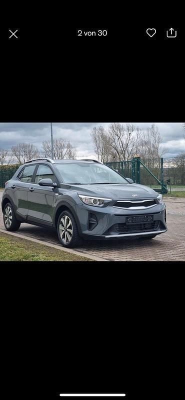 Grau Gebraucht 2021 Kia Stonic 2 SUV | 15.000 € (Guter Preis) - Bild 1/4