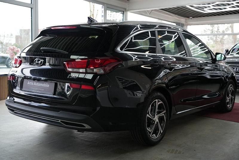 Gebraucht Hyundai i30 Prime 159 PS (116 kW) 2021 Schwarz Kombi