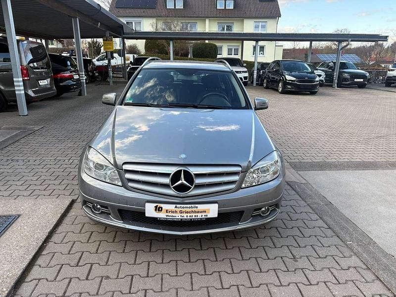 Gebraucht Mercedes C200 184 PS (135 kW) 2009 Palladiumsilber  metalliclack Kombi