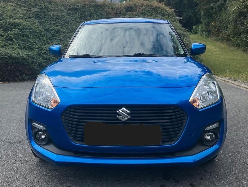 Blau Gebraucht 2020 Suzuki Swift Comfort Kleinwagen | 11.500 € (Guter Preis) - Bild 1/4