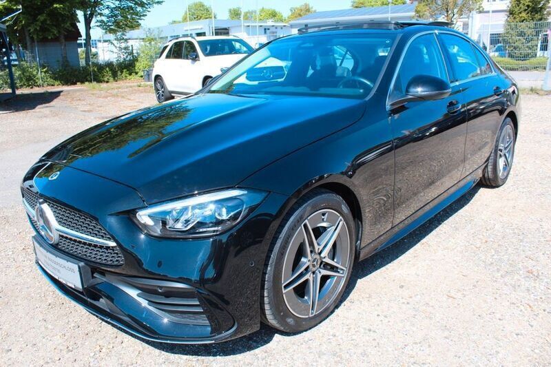 Obsidianschwarz metalliclack Gebraucht 2024 Mercedes C300 AMG Limousine | 48.595 € (Fairer Preis) - Bild 1/4