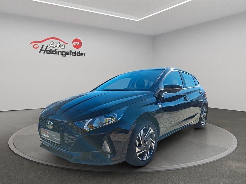 Schwarz Gebraucht 2024 Hyundai i20 Trend Kleinwagen | 16.490 € (Fairer Preis) - Bild 1/4
