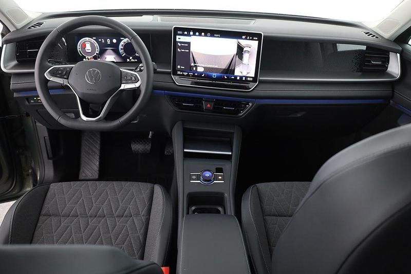 Gebraucht VW Tayron Life 204 PS (150 kW) 2025 Cipressino grün metallic SUV