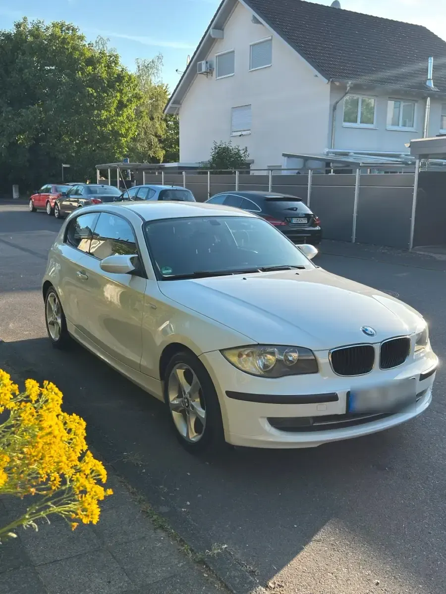 Gebraucht BMW 116 M Performance 122 PS (89 kW) 2008 Weiß Kleinwagen