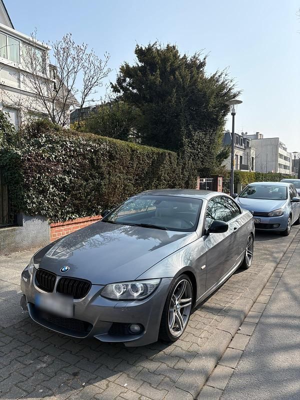 Gebraucht BMW 335 Cabriolet Performance 306 PS (225 kW) 2013 Grau Cabrio