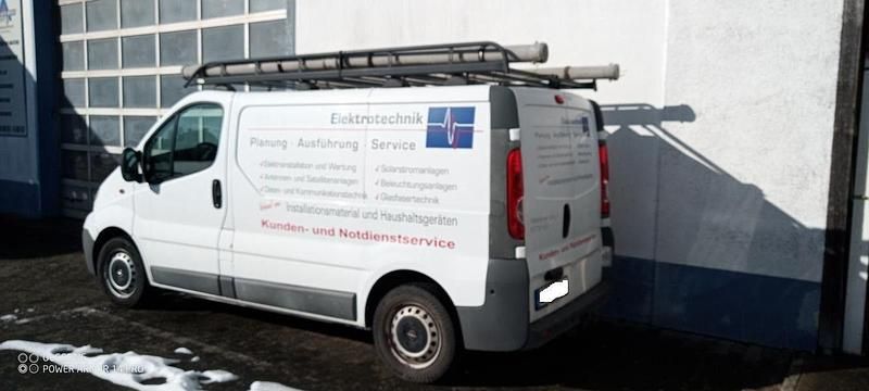 Gebraucht Opel Vivaro 90 PS (66 kW) 2009 Weiß Van / Kleinbus