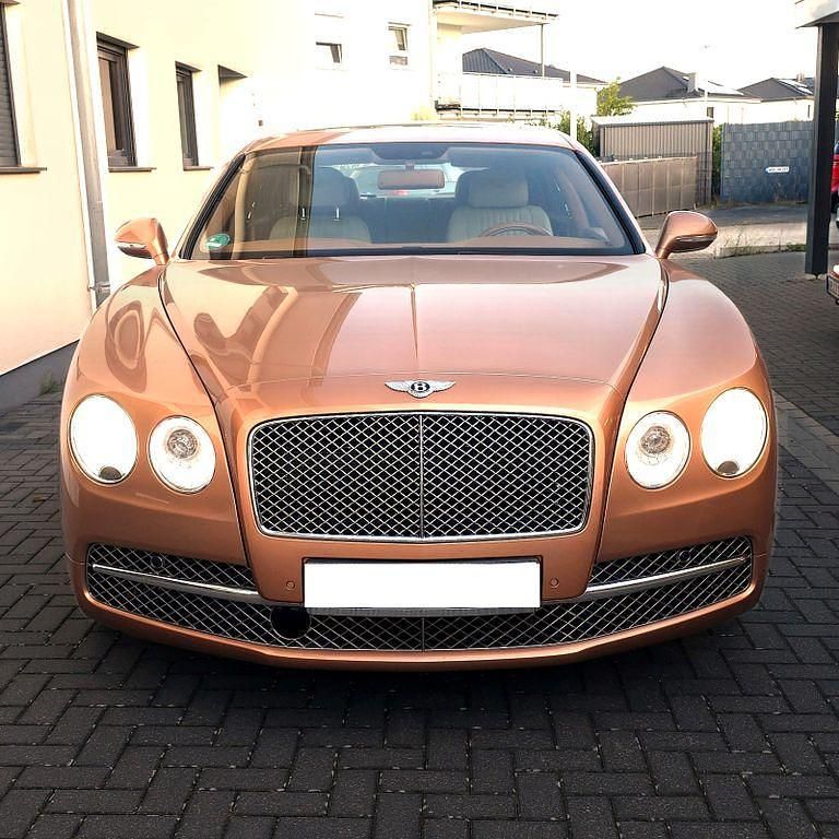 Gebraucht Bentley Flying Spur Mulliner 635 PS (467 kW) 2017 Gold Limousine