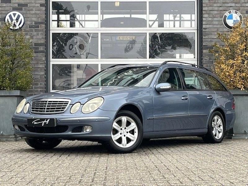 Blau Gebraucht 2004 Mercedes E270 Elegance Kombi | 1.245 € (Fairer Preis) - Bild 1/4