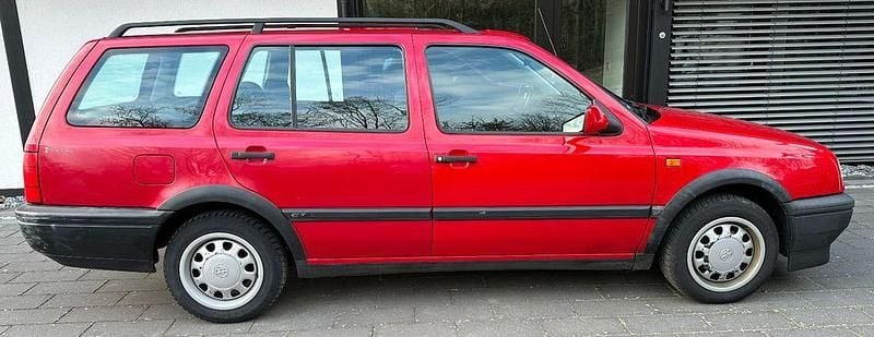 Gebraucht VW Golf III 60 PS (44 kW) 1995 Rot Kombi