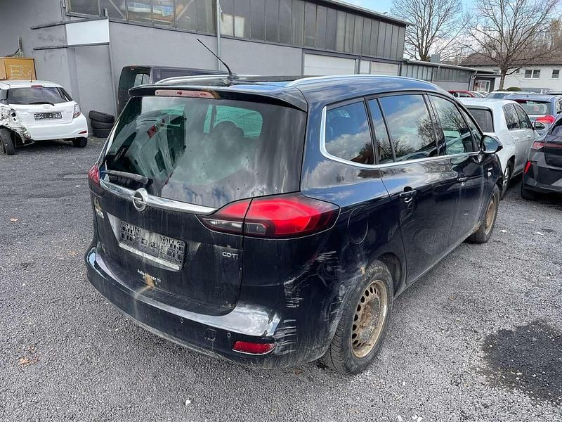 Gebraucht Opel Zafira Tourer Edition 110 PS (80 kW) 2012 Karbonschw graphitschw midnigh Van / Kleinbus