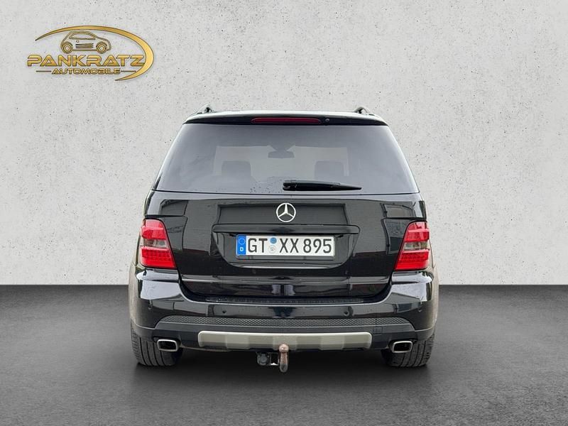Gebraucht Mercedes ML320 224 PS (164 kW) 2007 Obsidianschwarz  metalliclack SUV