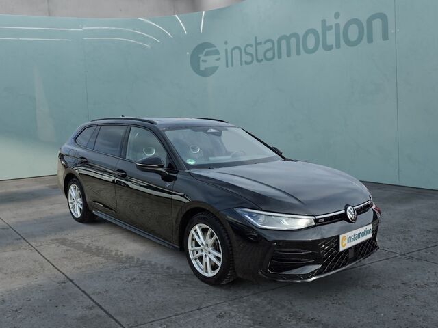 Schwarz Gebraucht 2024 VW Passat R-line Kombi | 52.170 € (Teuer) - Bild 1/2