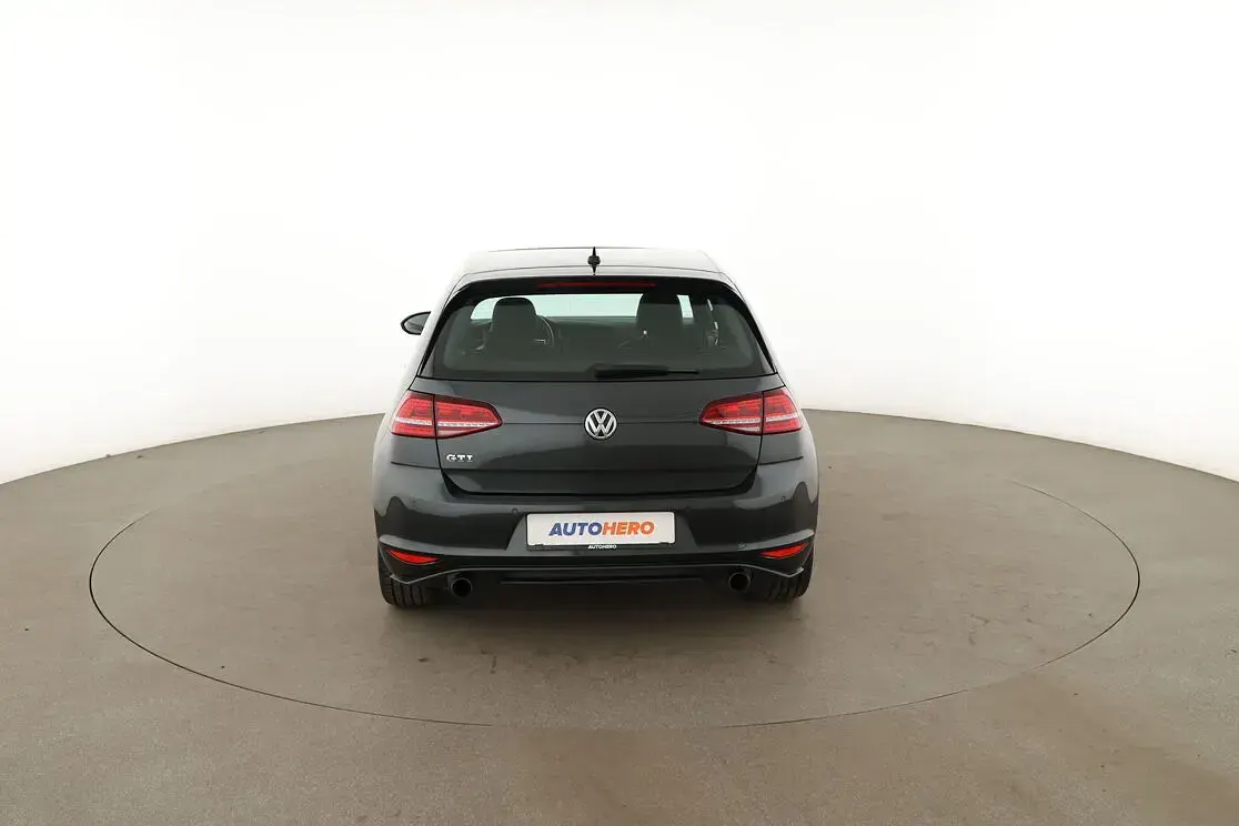 Gebraucht VW Golf VII GTI 220 PS (161 kW) 2016 Schwarz Limousine