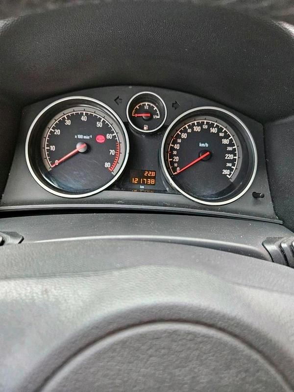 Gebraucht Opel Astra 90 PS (66 kW) 2008 Schwarz Limousine