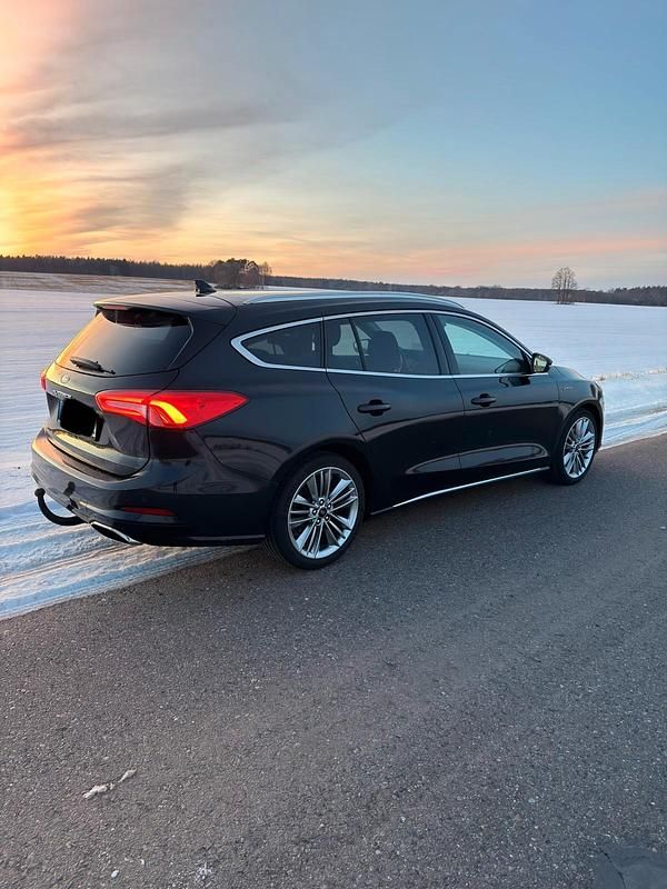 Gebraucht Ford Focus Vignale 150 PS (110 kW) 2020 Schwarz Kombi