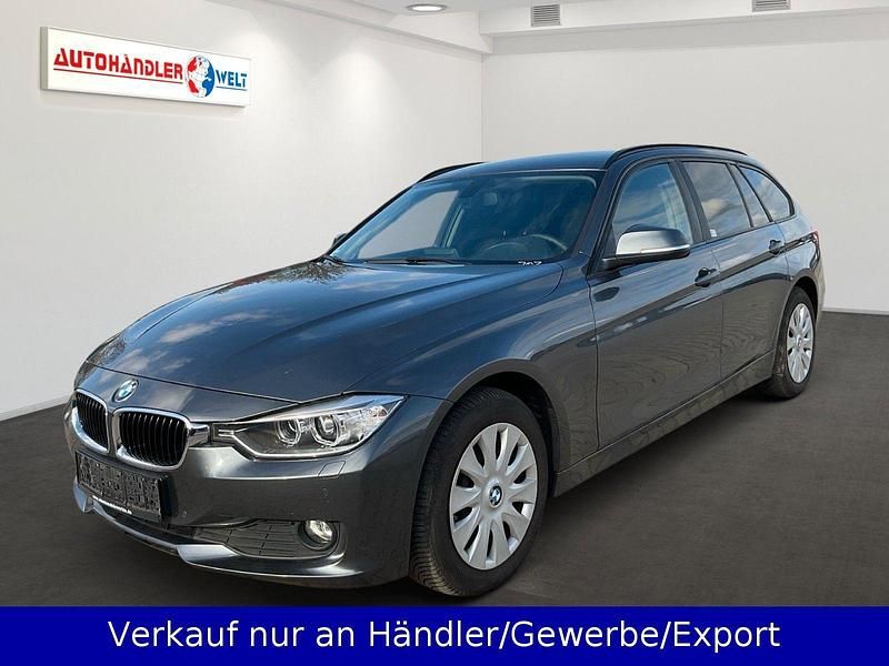 Grau Gebraucht 2014 BMW 318 Comfort Edition Kombi | 6.899 € (Guter Preis) - Bild 1/3