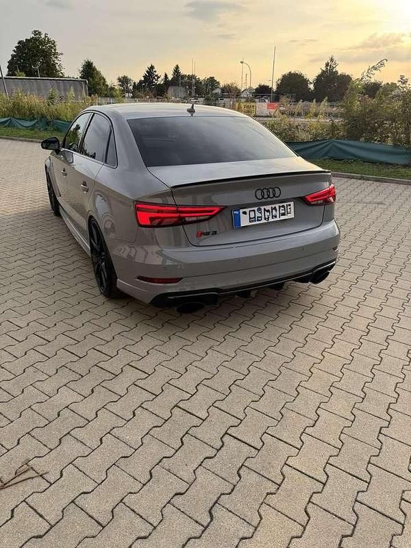 Gebraucht Audi RS3 400 PS (294 kW) 2018 Limousine