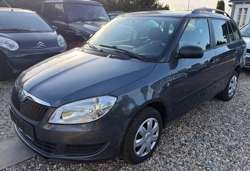 Second-hand Skoda Fabia Active 90 CP (66 kW) 2012 Gri Break
