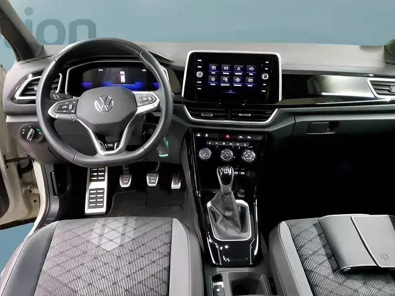Gebraucht VW T-Roc 110 PS (80 kW) 2024 Grau SUV