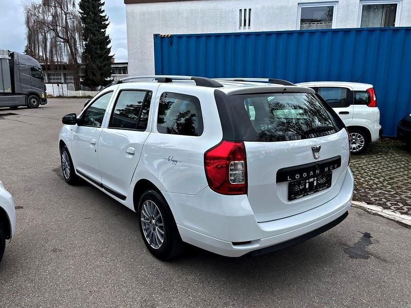 Gebraucht Dacia Logan Comfort 73 PS (53 kW) 2015 Weiß Kombi