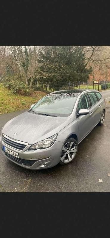 Grau Gebraucht 2016 Peugeot 308 SW Business-Line Kombi | 4.250 € (Superpreis) - Bild 1/4