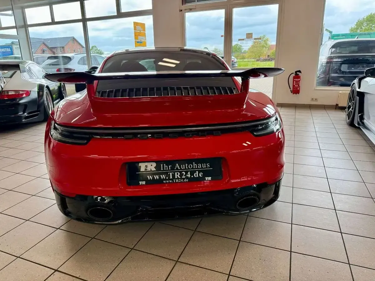 Gebraucht Porsche 911 Carrera GTS 480 PS (353 kW) 2024 Indischrot Coupé