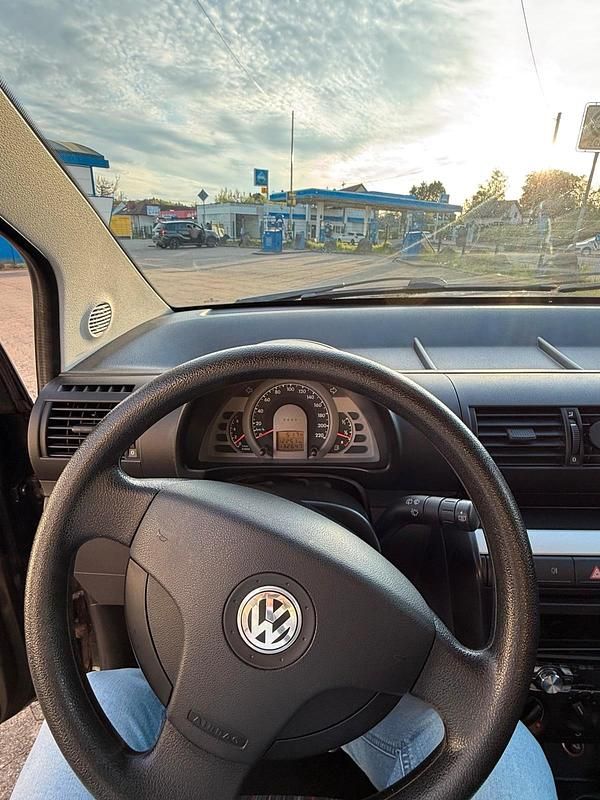 Second-hand VW Fox 54 CP (39 kW) 2007 Negru Hatchback